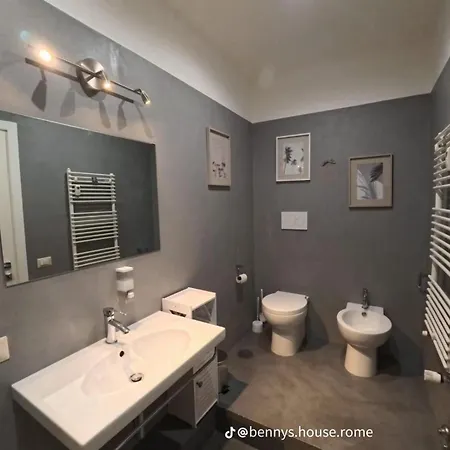 Benny's House * 로마